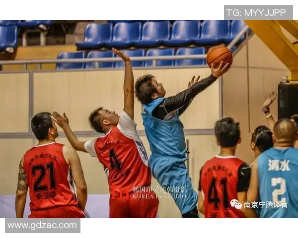 城市联赛观察:北京篮球队在节奏掌控上的亮眼表现与战术分析 城市联赛观察:北京篮球队在节奏掌控上的亮眼表现与战术分析