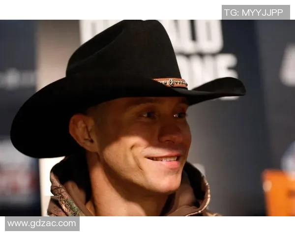 当UFC选手邂逅足球明星他们的运动激情碰撞出怎样的火花