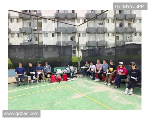 武汉网球队的协作创新与战术变革引发热议与关注